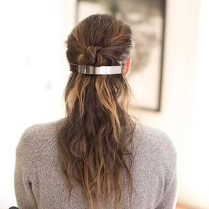 JENNI KAYNE LARGE GOLD STATEMENT BARRETT HAIR CLIP